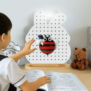Bảng Thỏ Trắng - Pegboard khay gỗ/chân đứng kim loại Dola Home